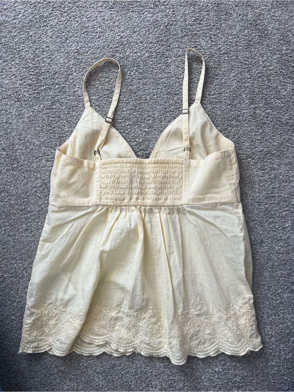 Hollister Butter Yellow Y2K Lace Embroidered Babydoll Cami XS - Picture 5 of 5